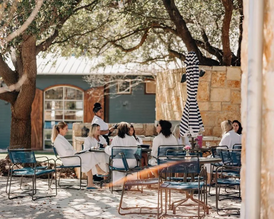 Lake Austin Spa Resort: another view