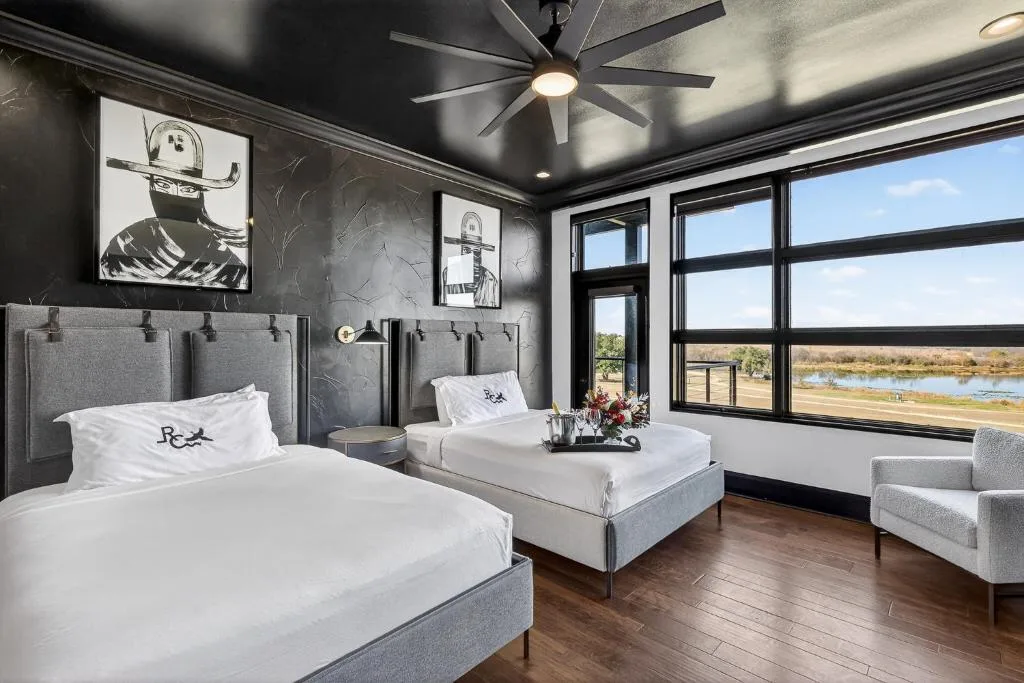 Rough Creek Lodge Ranch and Resort: another view